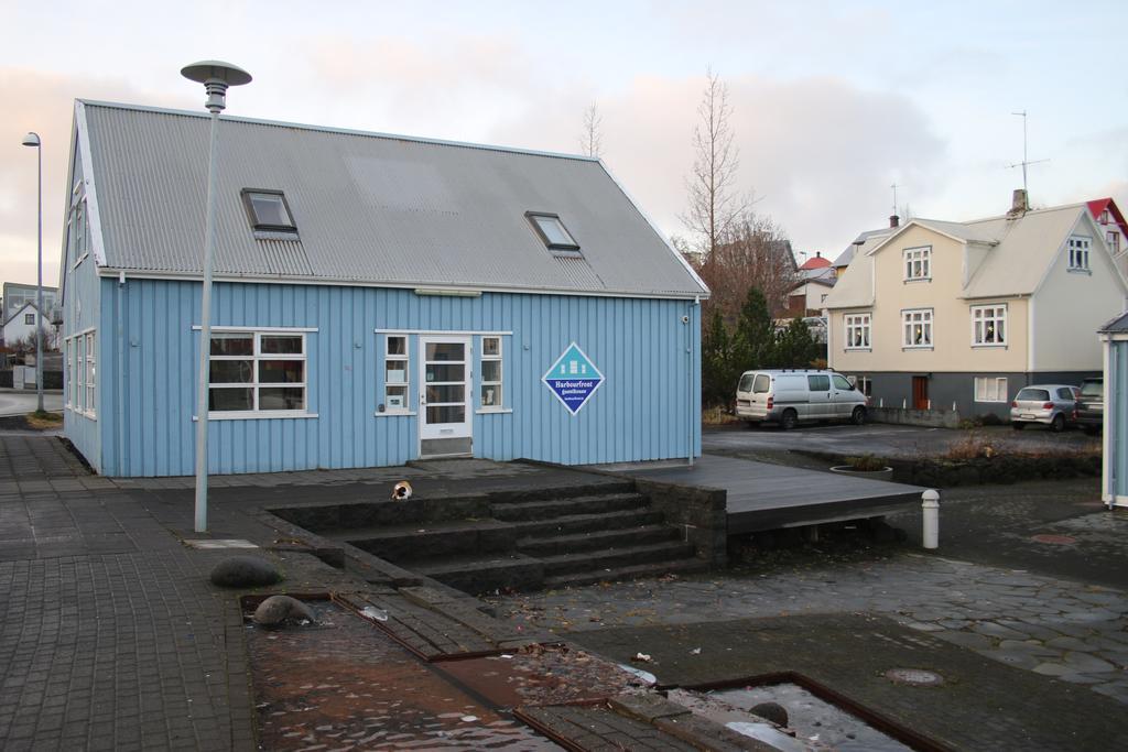 Harbourfront Guesthouse Hafnarfjörður Exteriör bild