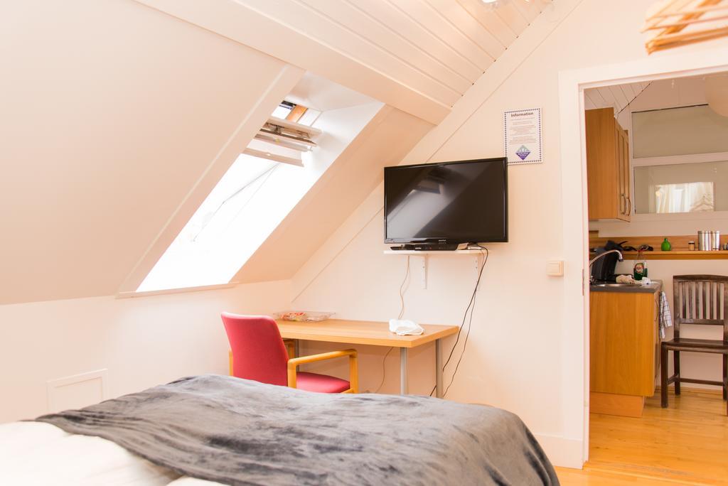 Harbourfront Guesthouse Hafnarfjörður Rum bild